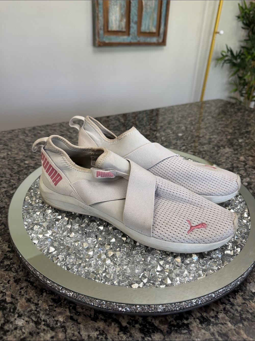 Puma Slip-On gray Sneakers with Pink Accents 11